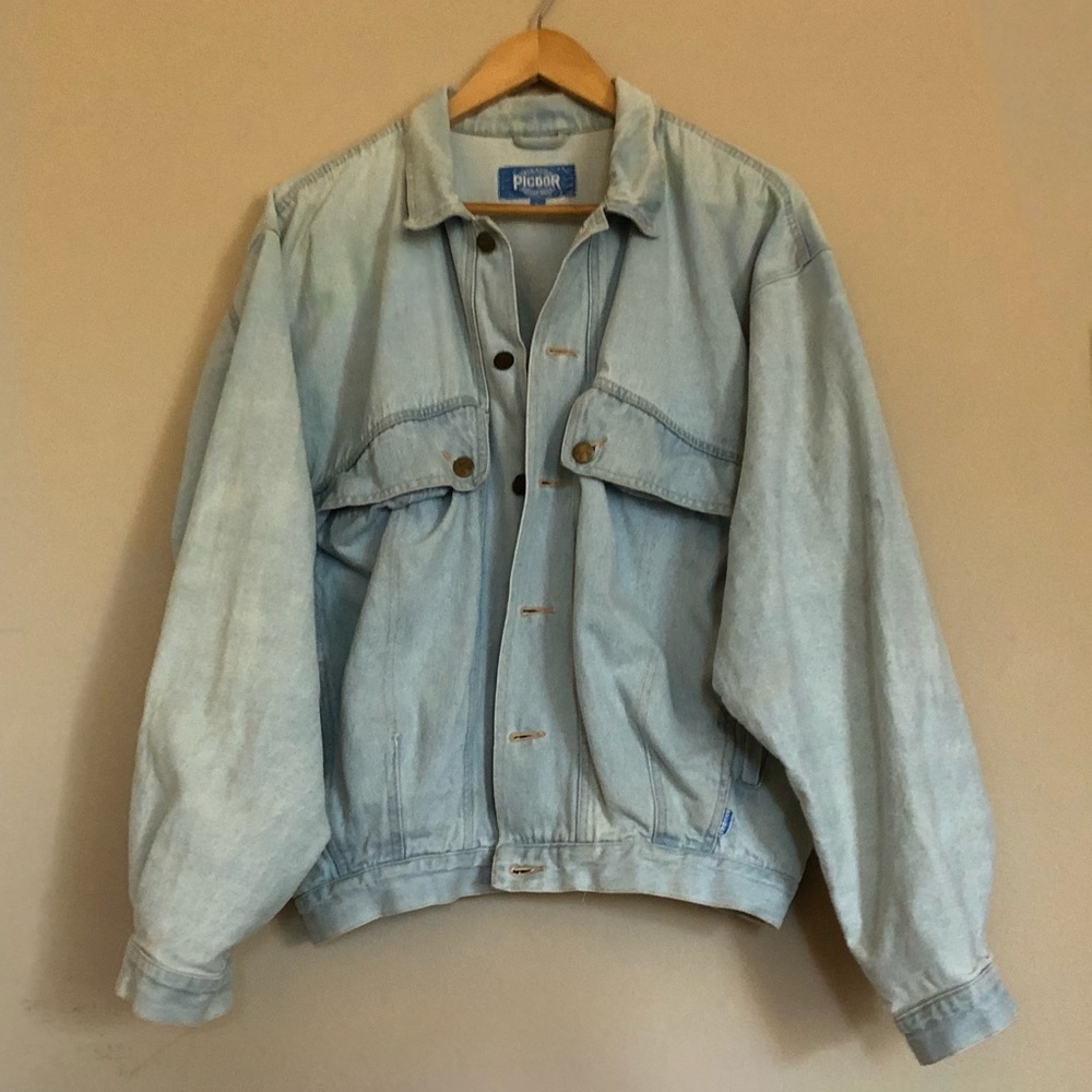Vintage Oversized LightWash Denim Jacket